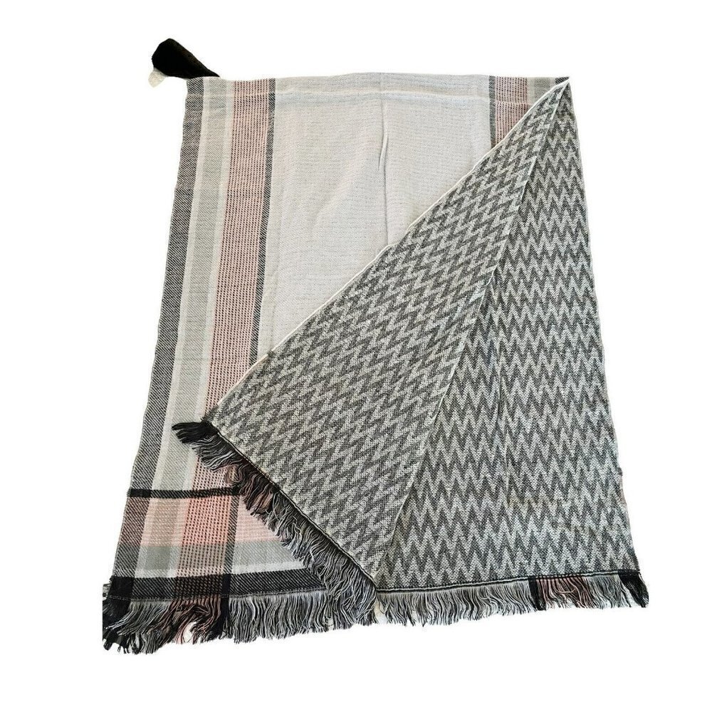 Express Gray and Pink Striped Reversible Chevron Pattern Blanket Scarf NWT